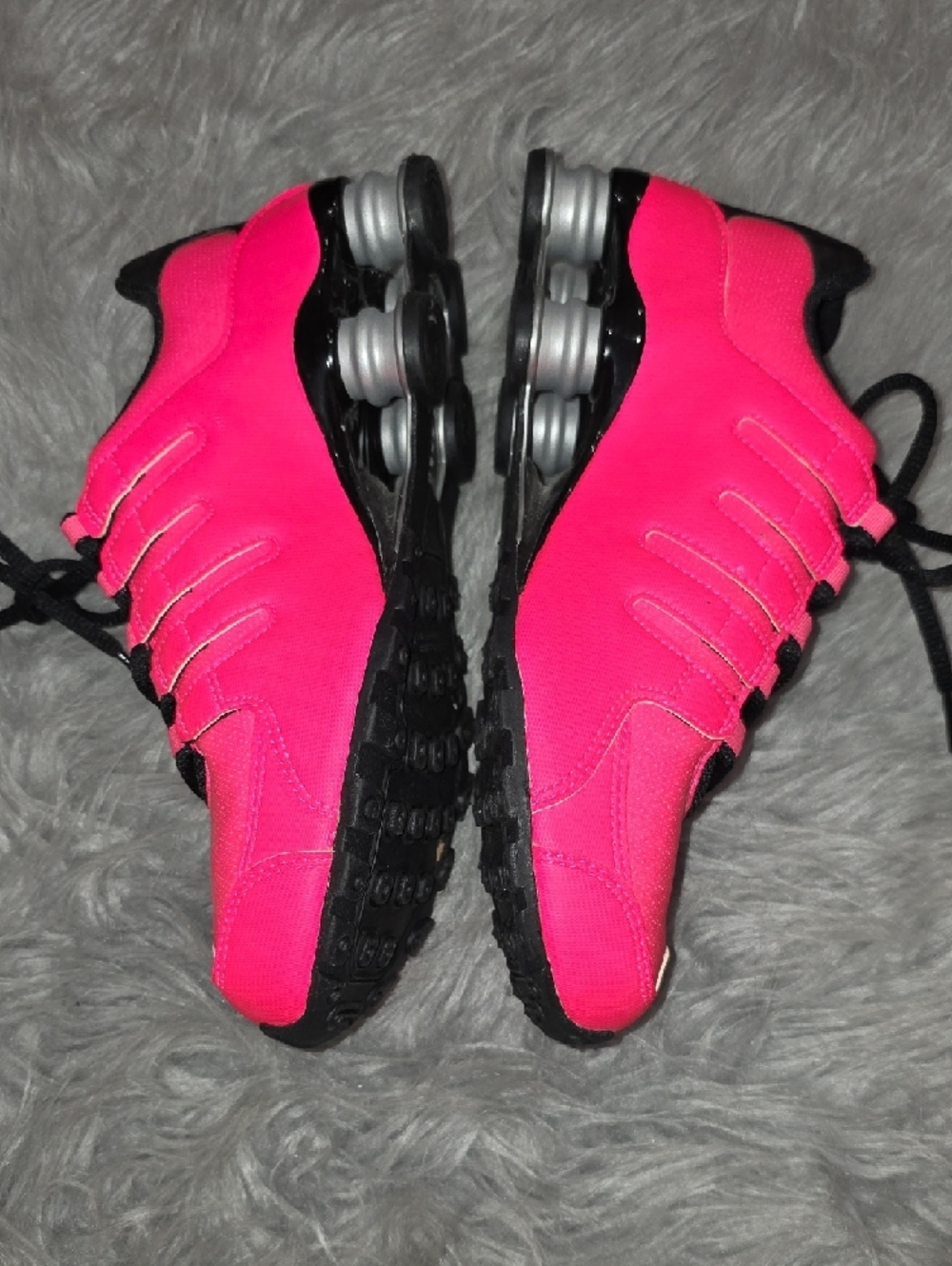 Nike Shox Athletic Shoes Pink and Black-youth - Picture 3 of 5
